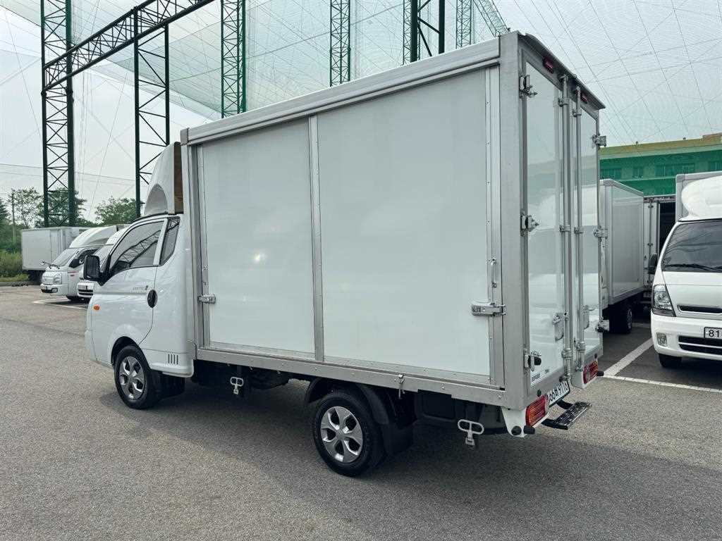 현대 포터2 1톤 무사고 LPG 하이내장탑 중고 화물차 2024 주행 32,150km 상세 이미지 4