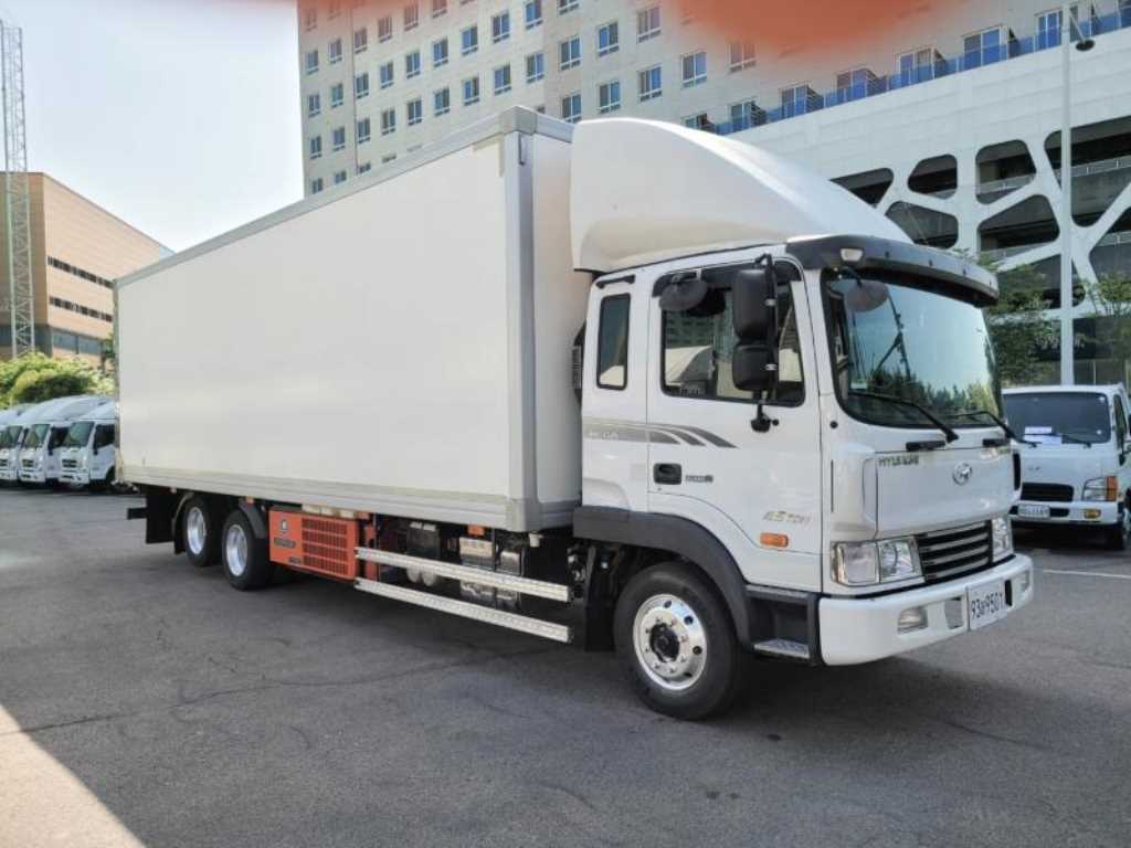 중대형화물 4.5톤 냉동탑 2015년식 주행 125,630km 중고 화물차 상세 이미지 2