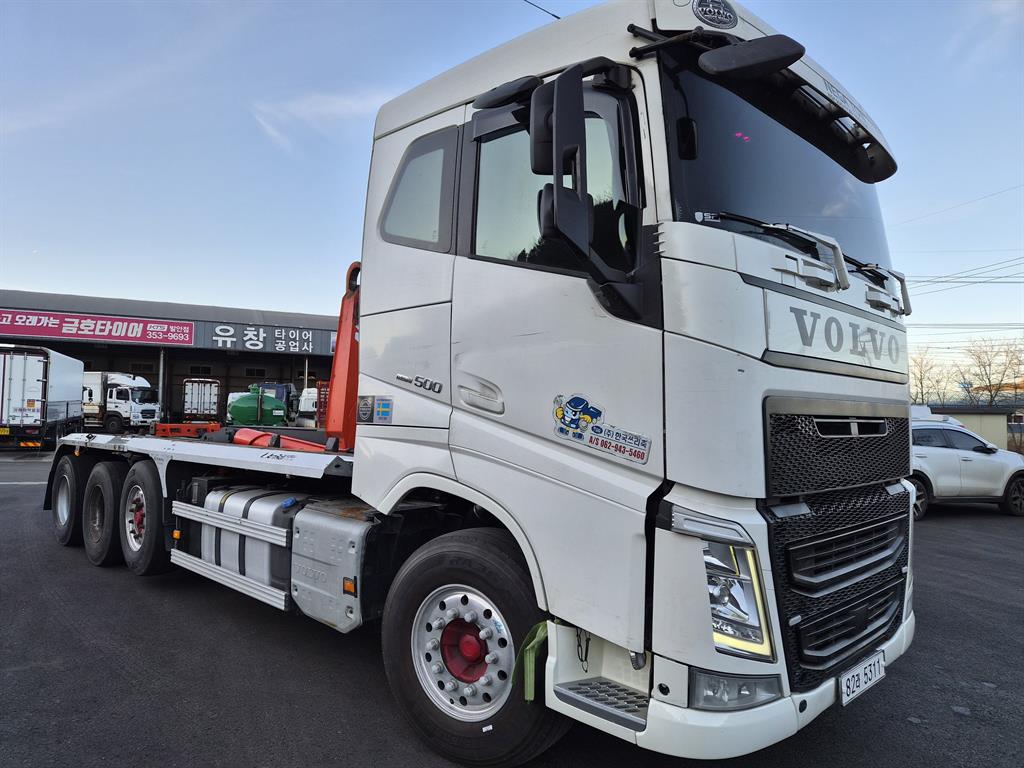 볼보 FH 25톤 암롤트럭 2020년식 중고 화물차 2020-07 주행 1,050,000km 상세 이미지 2
