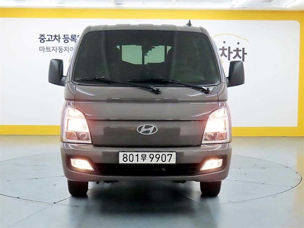 현대 포터2 1톤 LPG 더블캡 카고 2025년식 주행 18,316km 중고 화물차 대표 이미지