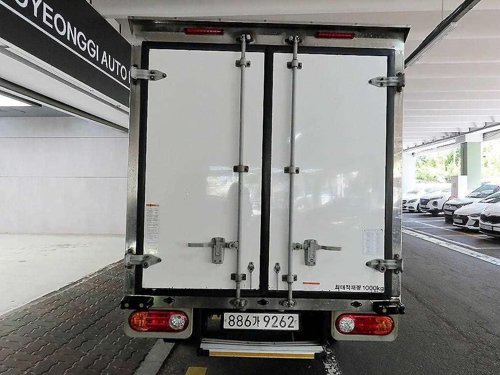 현대 포터2 1톤 냉동탑 2023년식 주행 203,486km 중고 화물차 상세 이미지 3