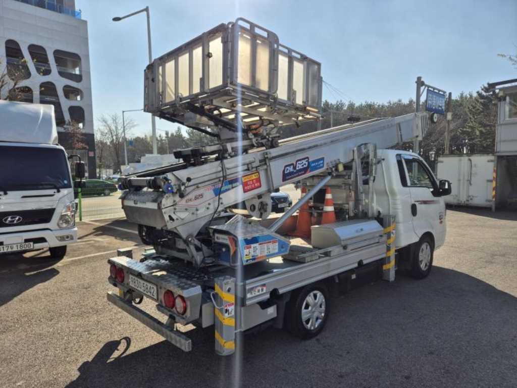 기아 더뉴봉고3 1톤 25m 사다리차 2022년식 주행 27,305km 중고 화물차 그 밖에 상세 이미지 6