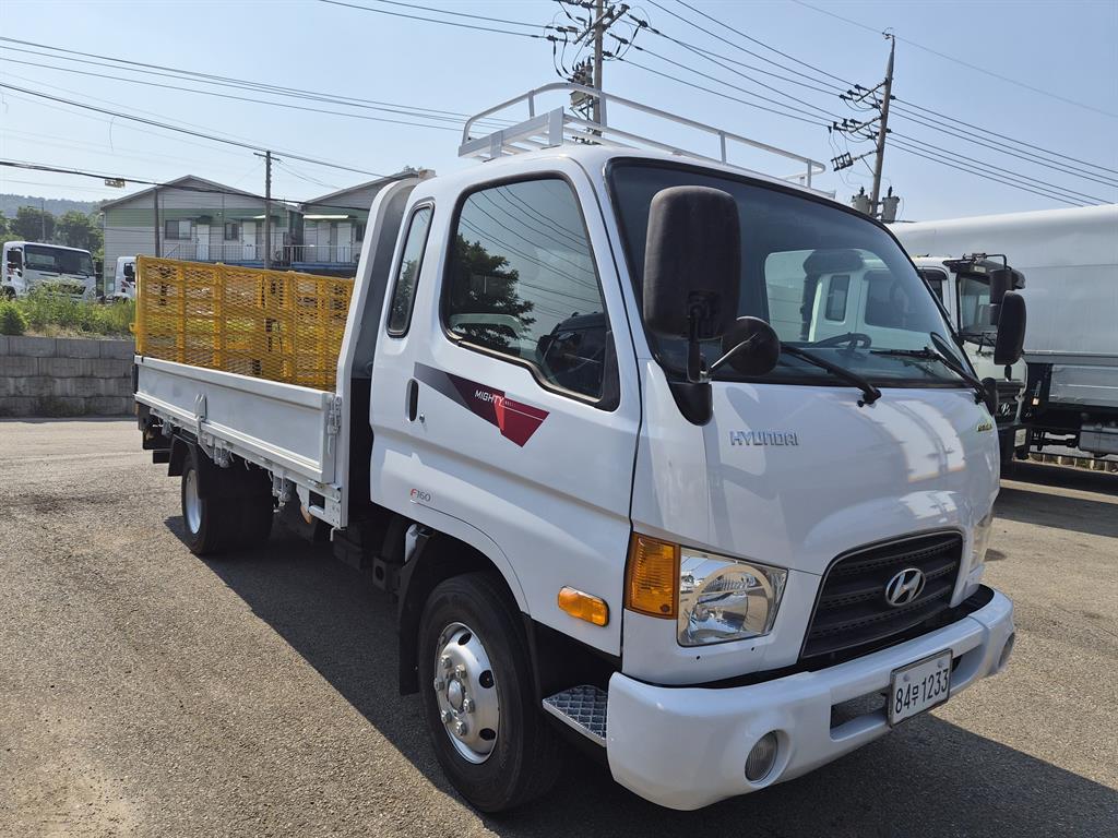 현대 e-마이티 3.5톤 태건특장 자동사다리 셀프로더 2011년식 주행 134,500km 중고 화물차 상세 이미지 3