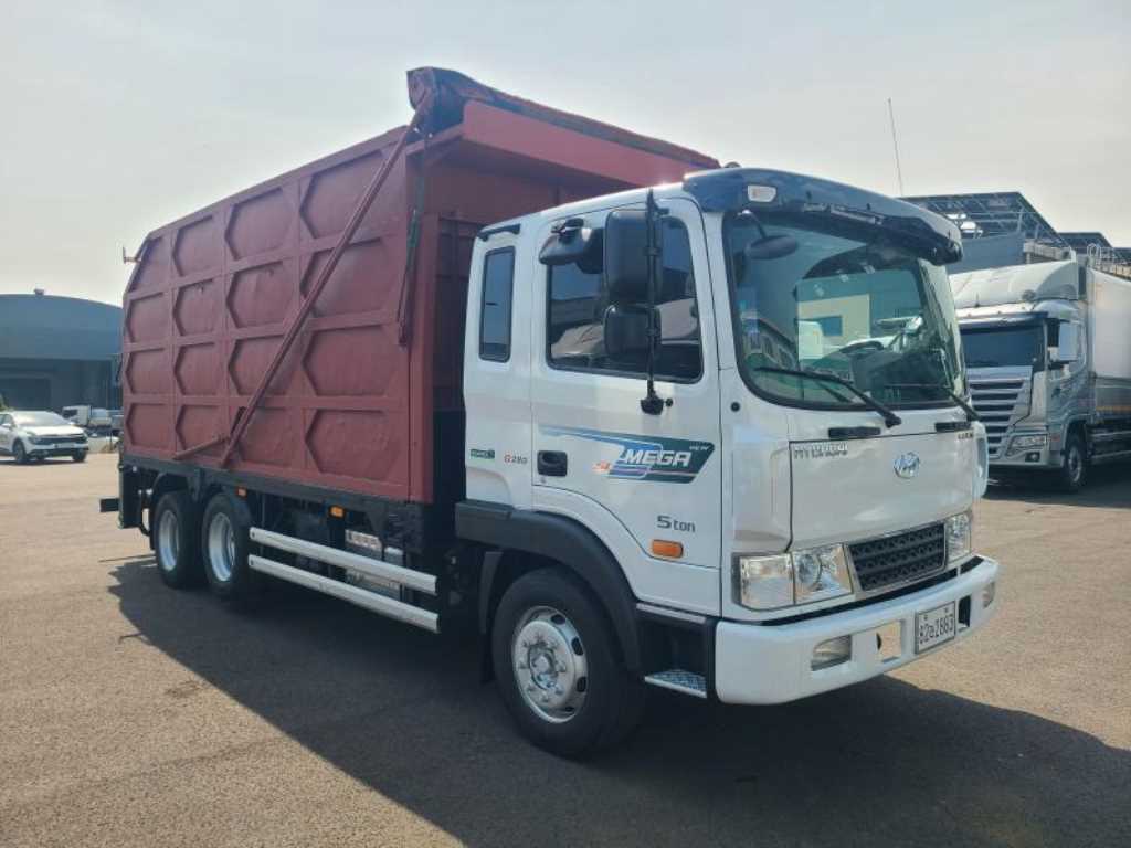 현대 2018년식 주행 37,500km 5톤 히아브 12000 집게차 중고 화물차 상세 이미지 3