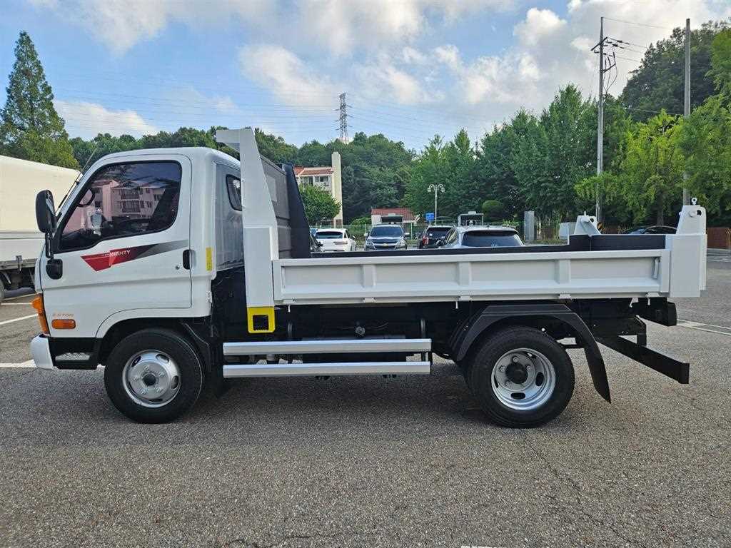 2015년식 주행 367,002km 현대 마이티 2.5톤 구변덤프 중고 화물차 상세 이미지 3