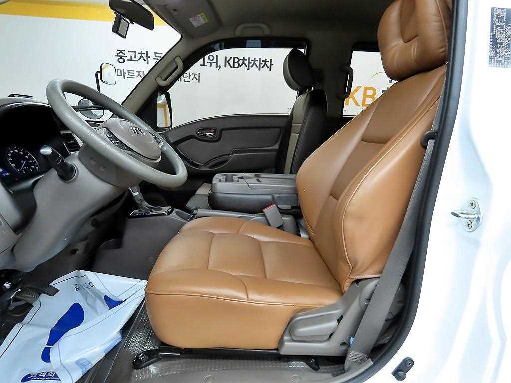 현대 포터2 1톤 더블캡 초장축 파워게이트 2023년형 주행 121,353km 중고 화물차 카고 상세 이미지 5