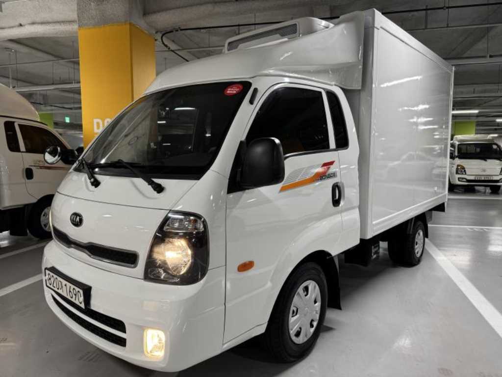 기아 봉고3 1톤 하이냉동탑 수동 2018년식 주행 108,999km 중고 트럭 상세 이미지 3