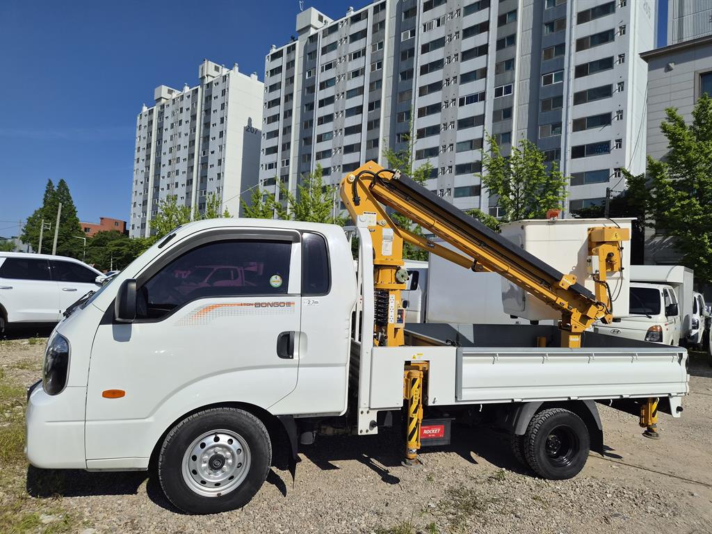 2014년식 주행 14,416km 기아 봉고3 1톤 동해 950L 바가지차 중고 화물차 대표 이미지