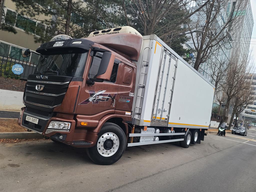 6.5톤 써브냉동 냉동탑 2023년식 주행 149,435km 중고 화물차 상세 이미지 15