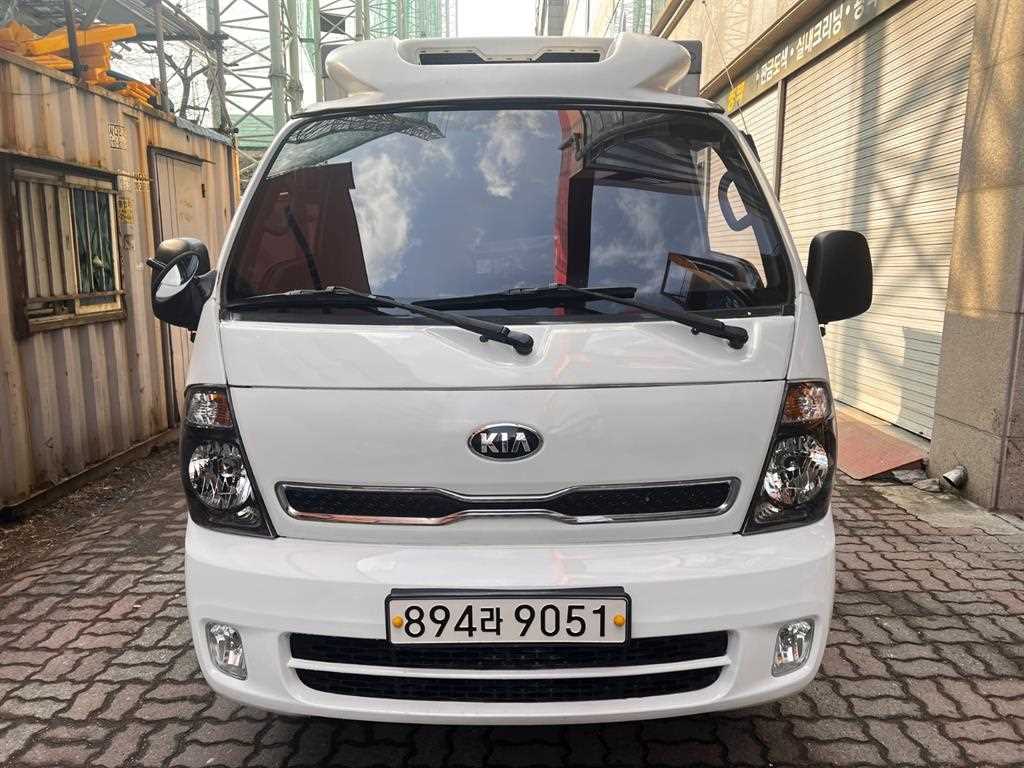 기아 봉고3 1톤 냉동탑 2017년식 주행 156,400km 중고 화물차 대표 이미지