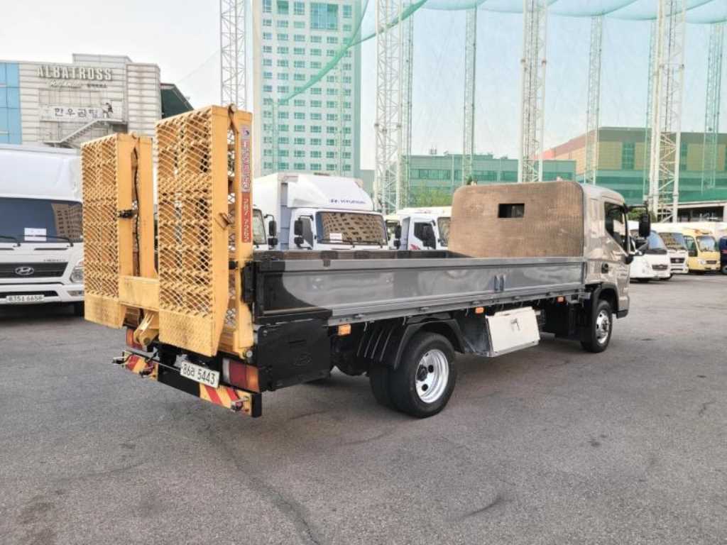 3.5톤 셀프로더 농기계 운반차 2022년식 주행 56,630km 중고 화물차 상세 이미지 3