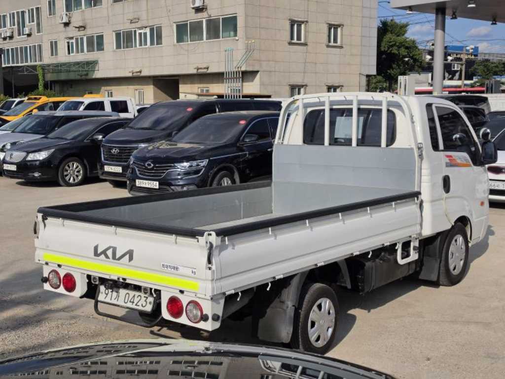기아 더뉴봉고3 1톤 오토 카고 중고 트럭 2019 주행 70,843km 상세 이미지 4