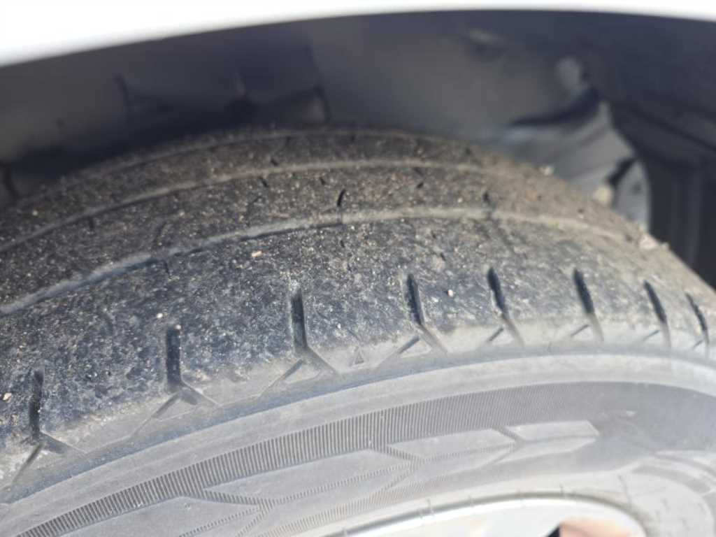 현대 포터2 1톤 일반캡 초장축 내장탑 2018년형 주행 133,253km 중고 화물차 상세 이미지 17
