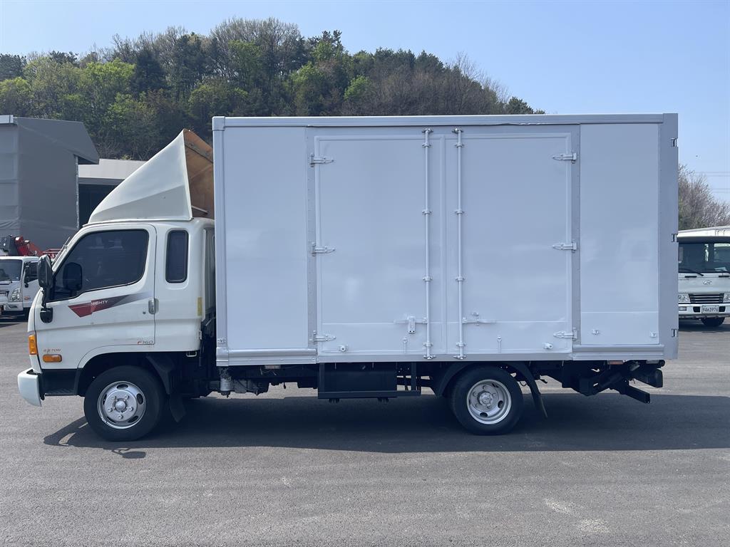현대 2.5톤 익스탑 2014년식 주행 360,970km 알루미늄 리프트 중고 화물차 상세 이미지 7
