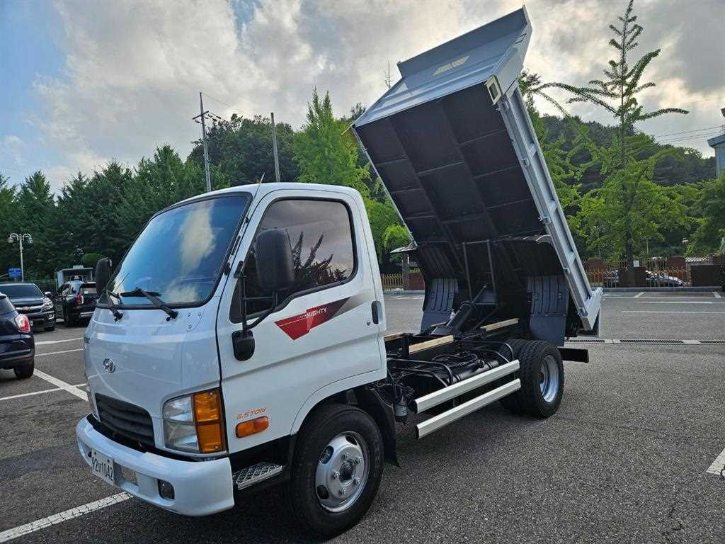 2015년식 주행 367,002km 현대 마이티 2.5톤 구변덤프 중고 화물차 상세 이미지 10