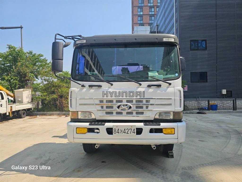 현대 16톤 살수차 2003년식 주행 27,100km 14,400리터 중고 화물차 대표 이미지