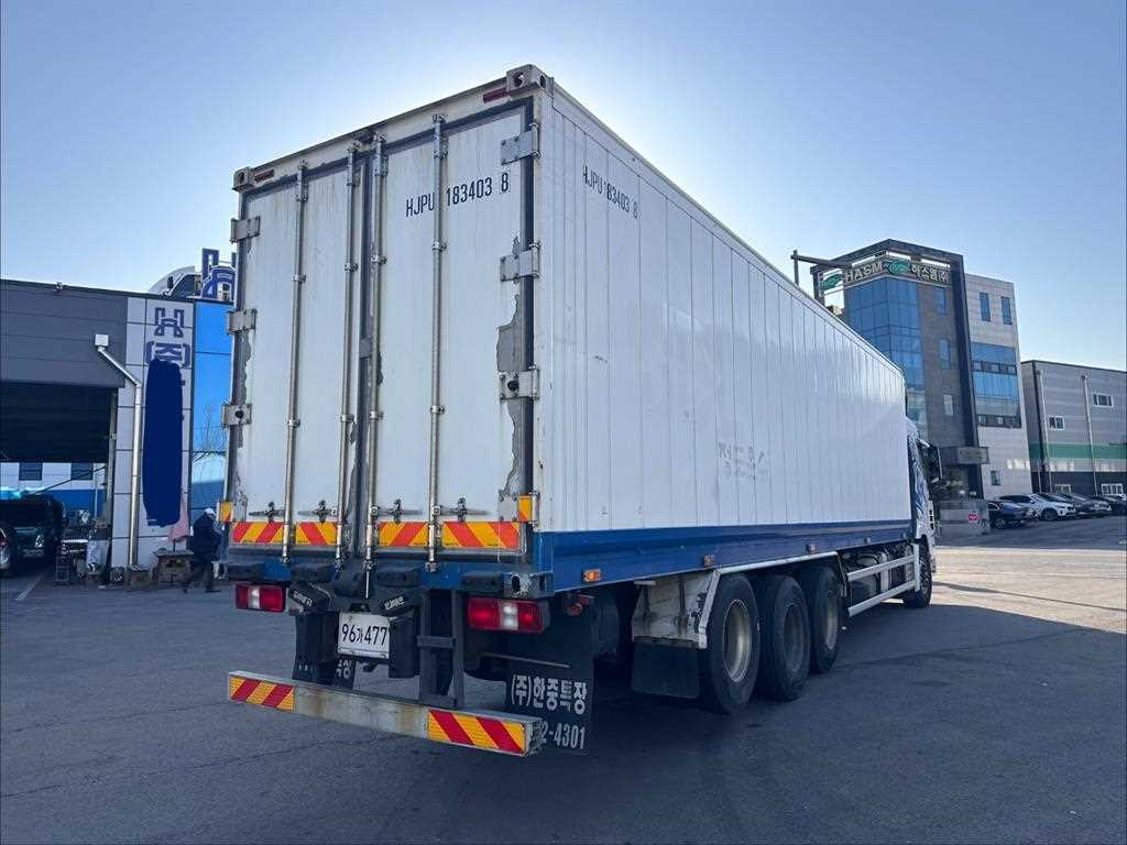 현대 엑시언트 14.5톤 원쓰리 컨테이너형 냉동탑 2019년식 주행 410,873km 중고 화물차 상세 이미지 6