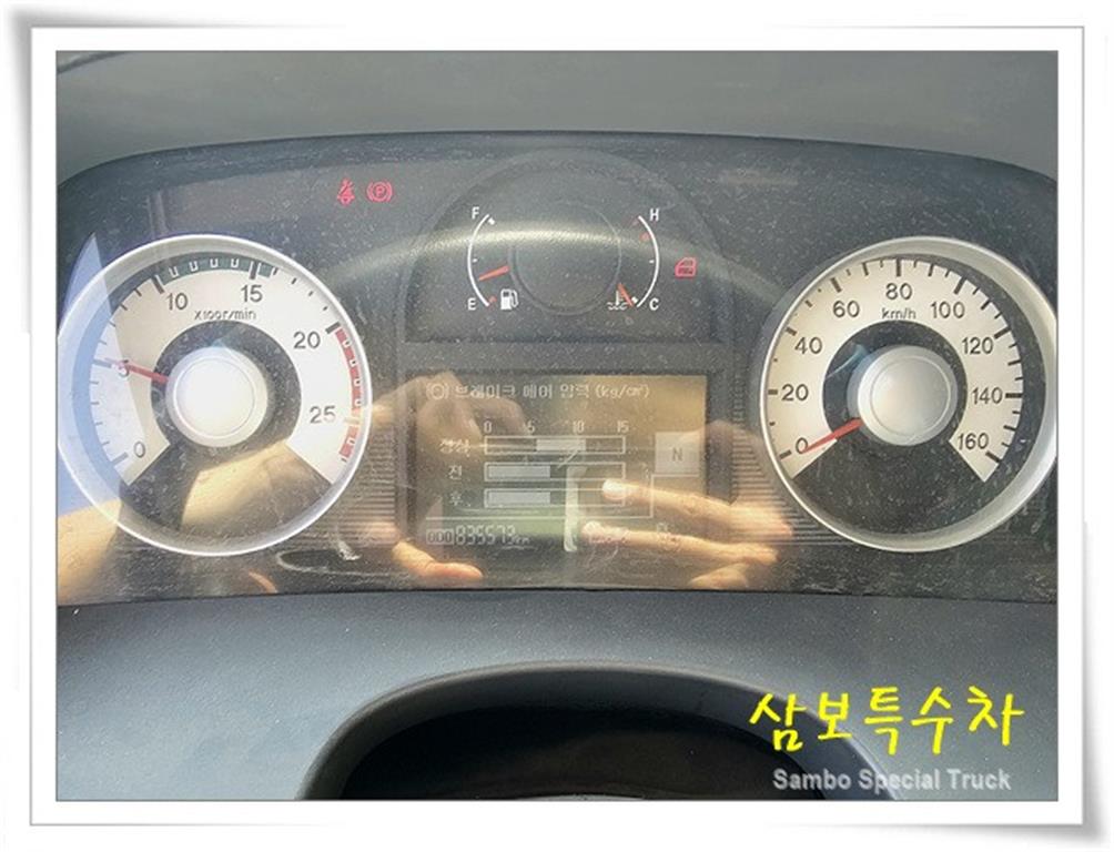 현대 트라고 0리터 살수차 2010년식 중고 화물차 16톤 2010-03 주행 835,573km 상세 이미지 9