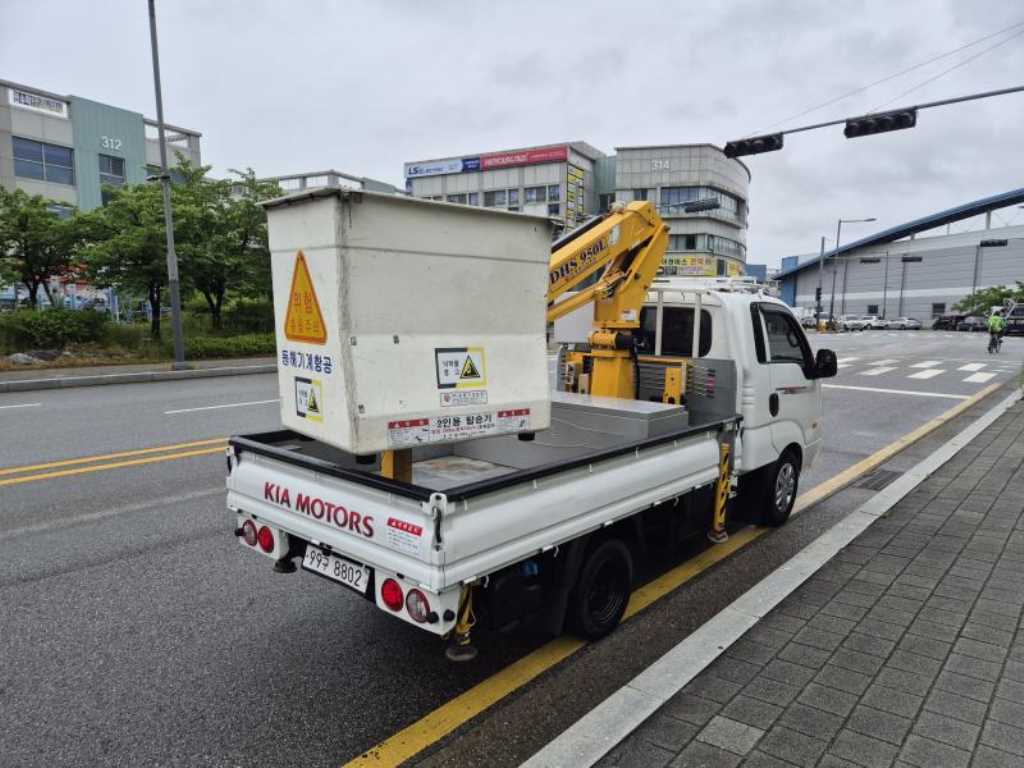 기아 더뉴봉고3 1톤 바가지차 2020년식 주행 119,035km 중고 화물차 상세 이미지 3