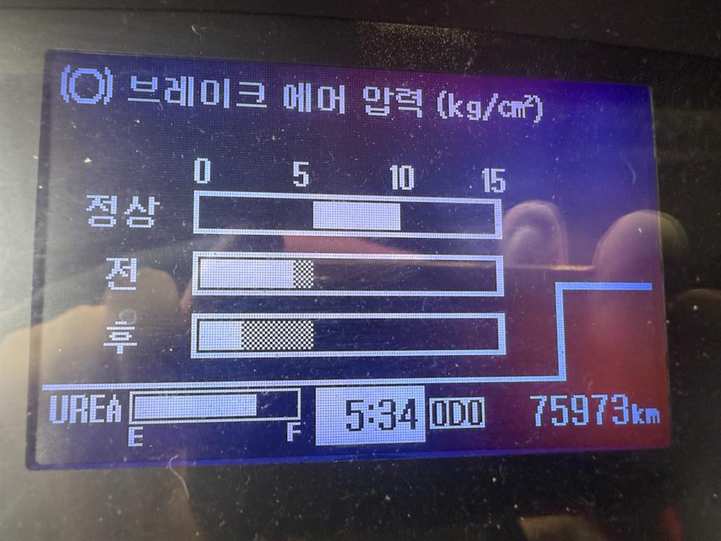 현대 메가트럭 5톤 수산 887 카고크레인 2015년식 중고 화물차 2015-10 주행 75,942km 상세 이미지 12