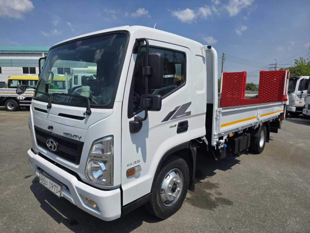 3.5톤 자동사다리 셀프로더 2020년식 주행 154,700km 중고 화물차 대표 이미지
