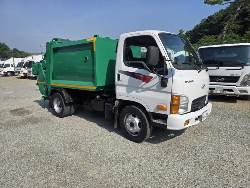 현대 마이티 큐티 2톤 압착진개차 2014년식 주행 175,679km 중고 화물차 상세 이미지 6