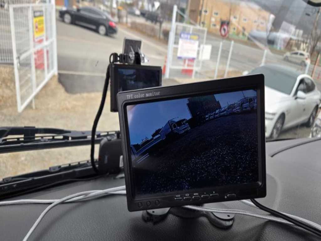 2017년식 주행 340,000km 프리마 4.5톤 카캐리어 셀프로더 중고 화물차 상세 이미지 15