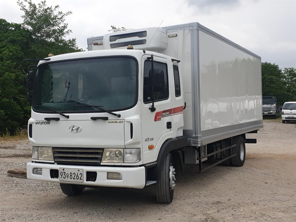 현대 메가트럭 5톤 냉동탑 2006년식 주행 380,000km 중고 화물차 대표 이미지