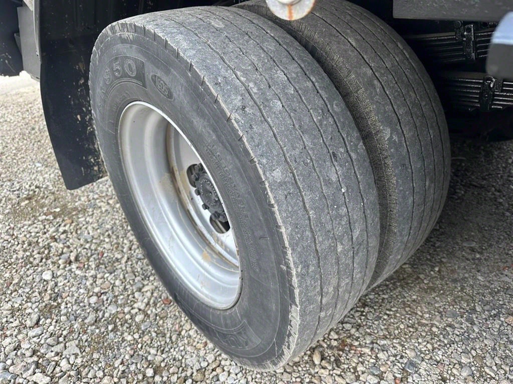현대 메가트럭 7톤 증톤 극초장축 카고 2016년식 중고 화물차 2016-07 주행 334,200km 상세 이미지 18
