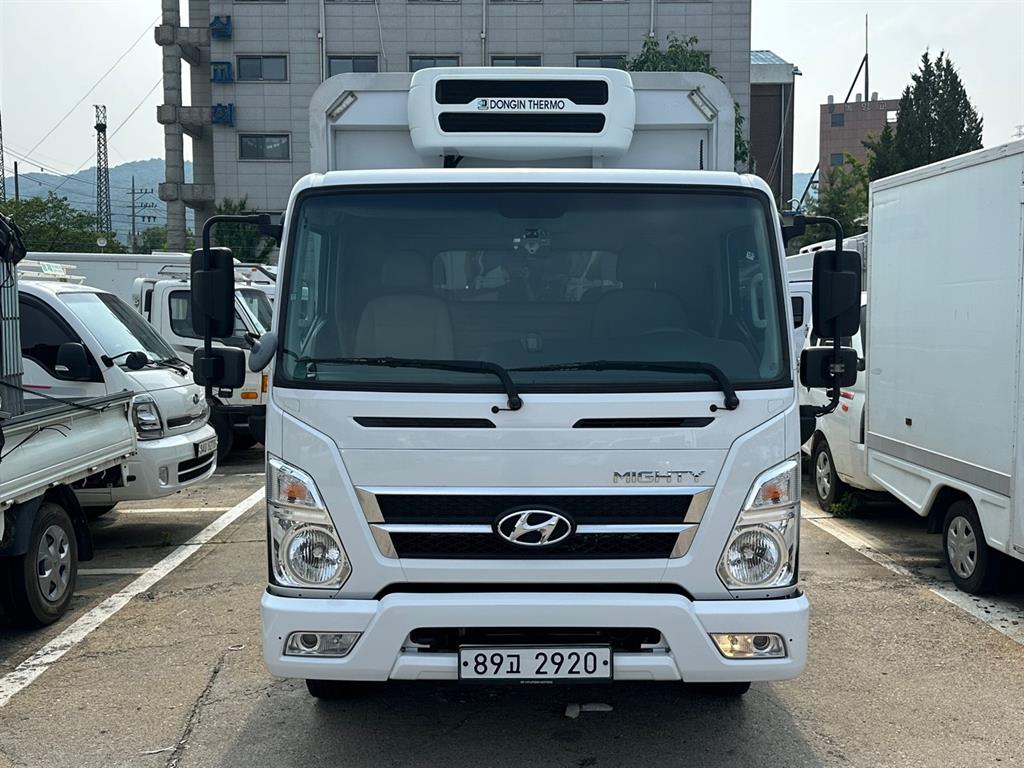 현대 올 뉴 마이티 3.5톤 냉동 윙바디 중고 트럭 2019년식 주행 80,100km 상세 이미지 2