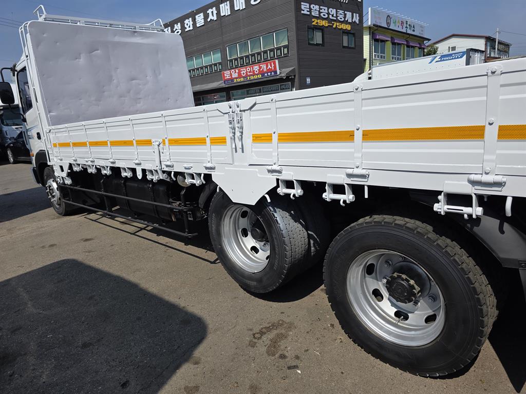 현대 메가트럭 4.5톤 카고 중고 트럭 2014 주행 495,826km 상세 이미지 6