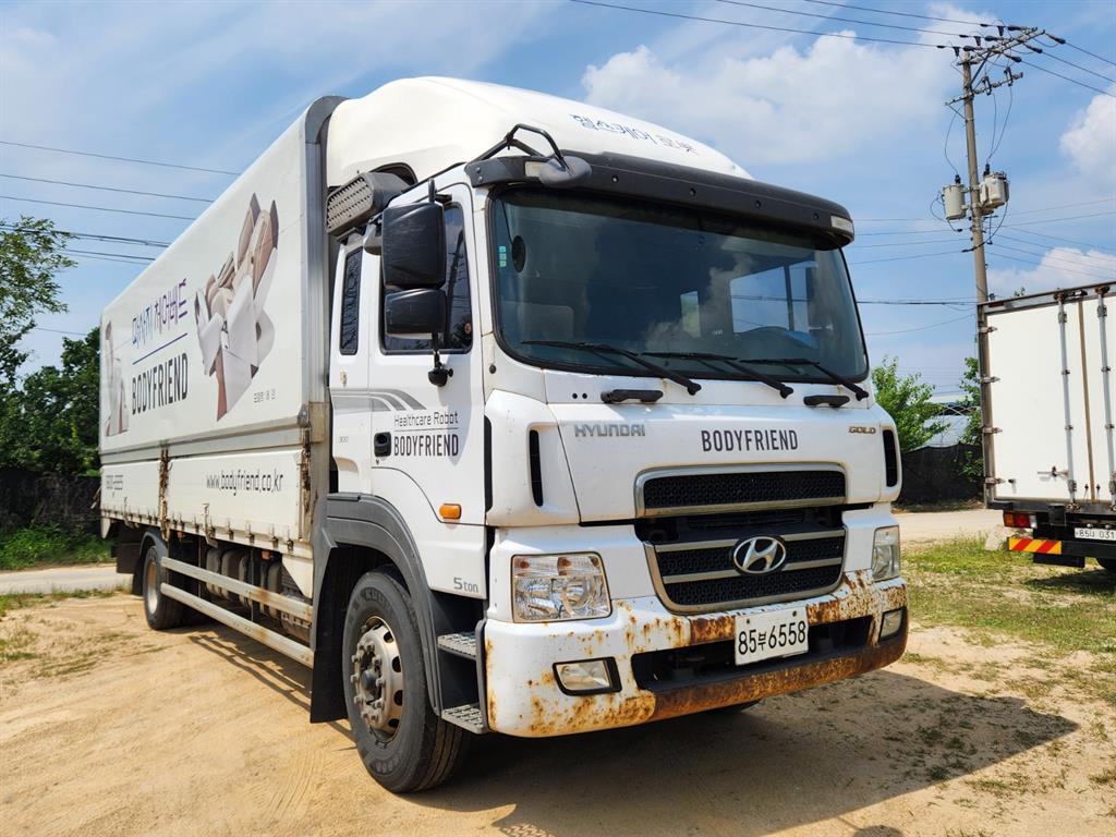 현대 메가트럭 5톤 윙바디 2016년식 주행 746,940km 중고 화물차 상세 이미지 3