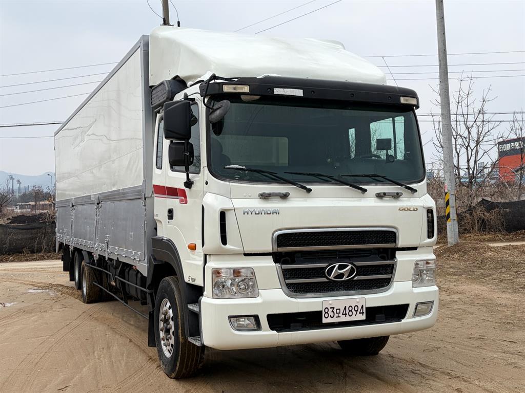 현대 메가트럭 6.5톤 후축 윙바디 2015년식 중고 화물차 2015-06 주행 308,595km 상세 이미지 2