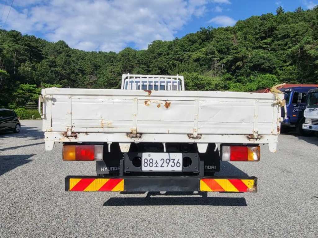 현대 메가트럭 5톤 카고 중고 트럭 2007년식 주행 51,096km 상세 이미지 4