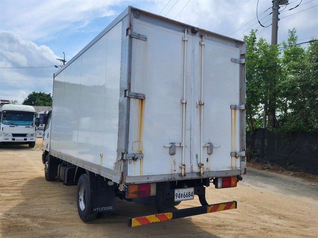 현대 e-마이티 3.5톤 내장탑 2008년식 중고 화물차 2008-05 주행 691,789km 상세 이미지 4