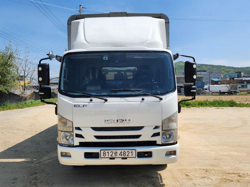 이스즈 엘프 3.5톤 광폭 윙바디 중고 화물차 2018 주행 670,000km 상세 이미지 2
