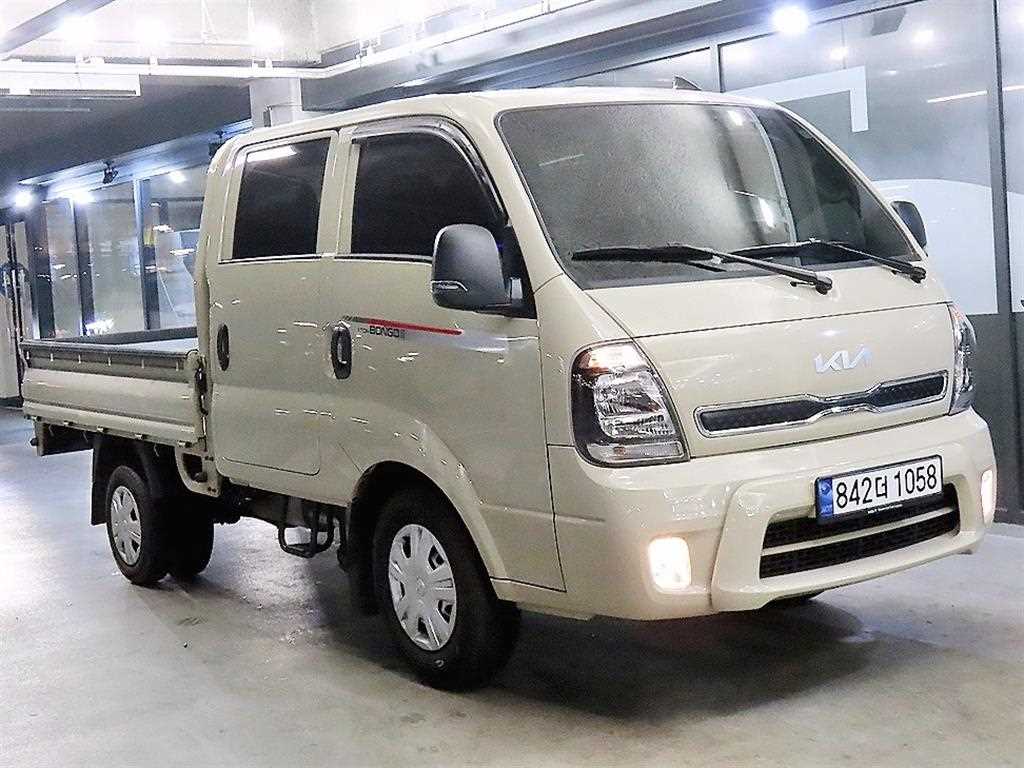기아 봉고3 1톤 LPG 터보 더블캡 카고 2024년식 주행 8,620km 중고 화물차 대표 이미지