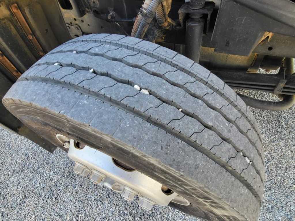 현대 메가트럭 5톤 카고 중고 트럭 2007년식 주행 51,096km 상세 이미지 5
