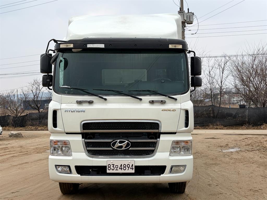현대 메가트럭 6.5톤 후축 윙바디 2015년식 중고 화물차 2015-06 주행 308,595km 상세 이미지 3
