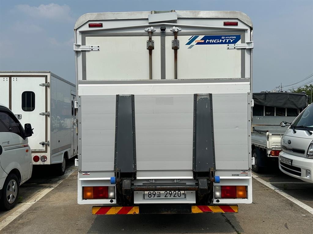 현대 올 뉴 마이티 3.5톤 냉동 윙바디 중고 트럭 2019년식 주행 80,100km 상세 이미지 5