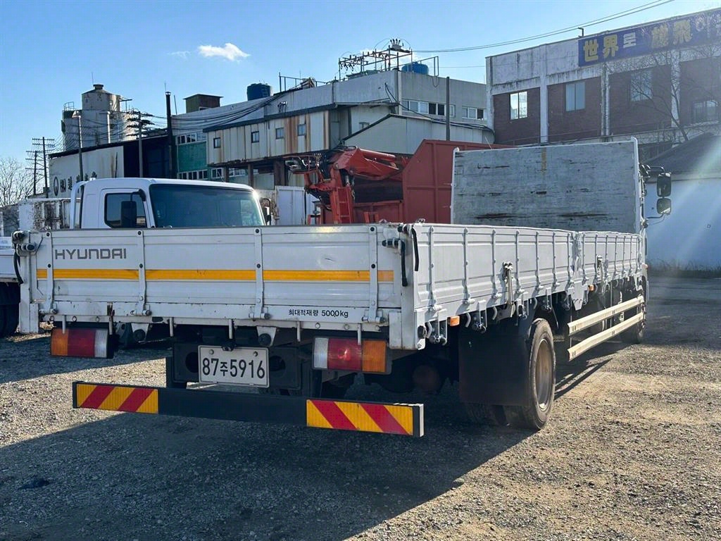 현대 메가트럭 5톤 카고 중고 화물차 2020년식 주행 183,800km 상세 이미지 6