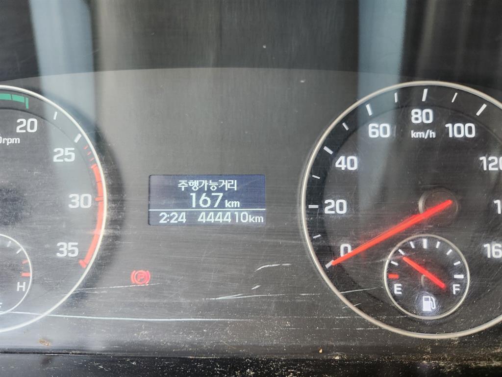 현대 올 뉴 마이티 2.5톤 카고 중고 트럭 2017년식 주행 444,410km 상세 이미지 7