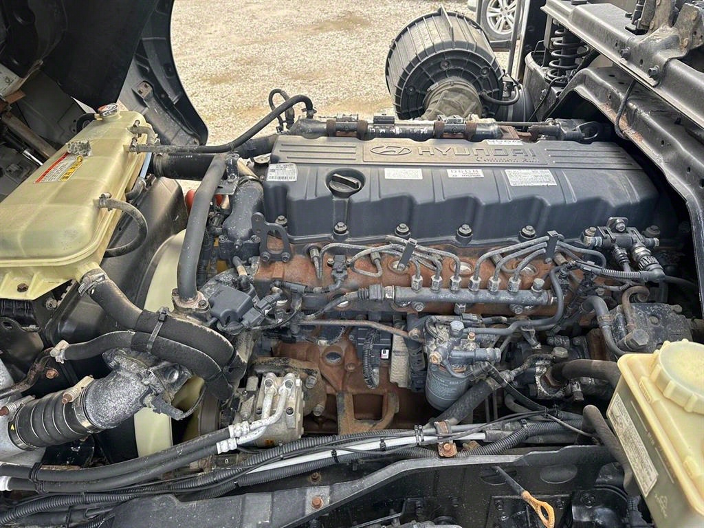 현대 메가트럭 7톤 증톤 극초장축 카고 2016년식 중고 화물차 2016-07 주행 334,200km 상세 이미지 15