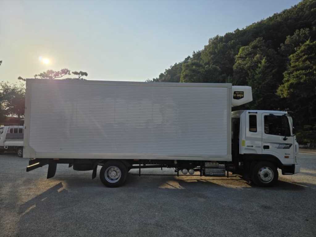 현대 메가트럭 5톤 냉동탑 중고 화물차 2015 주행 212,952km 상세 이미지 7