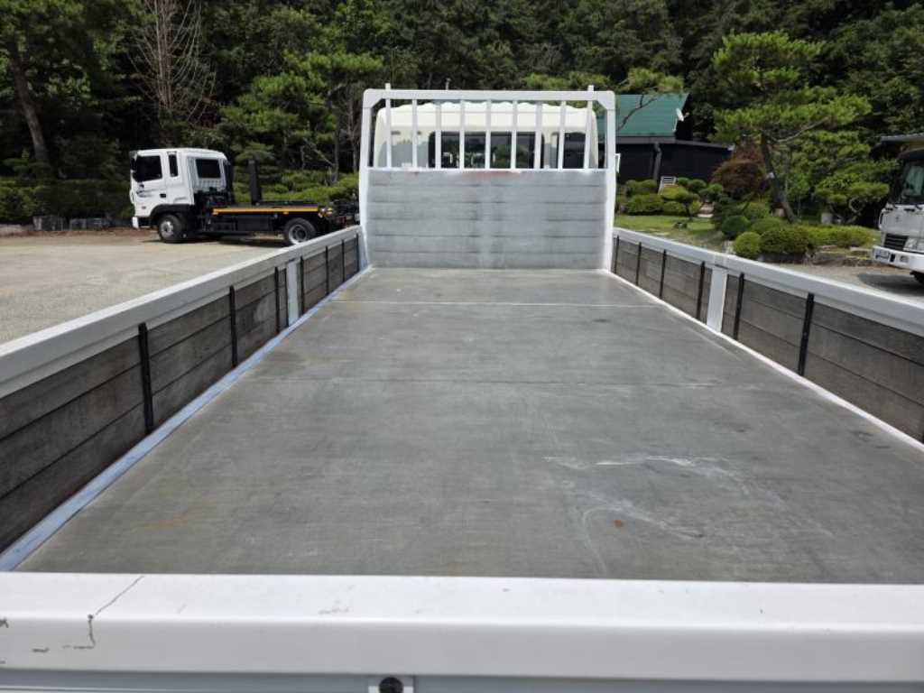 현대 메가트럭 5톤 중축 카고 중고 화물차 2011년식 주행 626,966km 상세 이미지 10