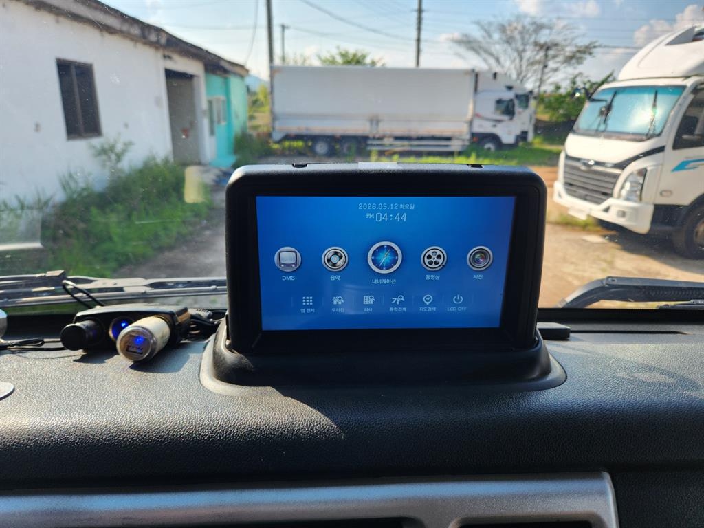 타타대우 더쎈 3톤 광폭 카고 2021년식 주행 129,416km 중고 트럭 상세 이미지 9