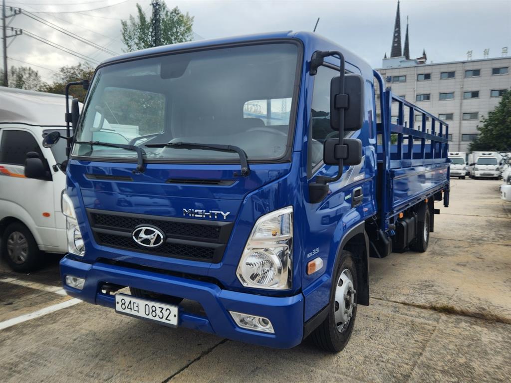 현대 올 뉴 마이티 3.5톤 파워게이트 카고 2017년식 주행 291,836km 중고 화물차 대표 이미지