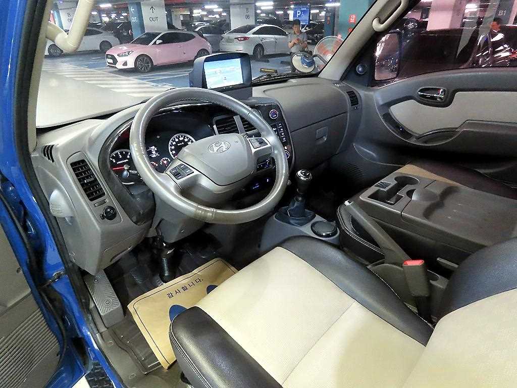 현대 포터2 1톤 더블캡 4WD 카고 중고 화물차 2018년식 주행 43,612km 상세 이미지 11