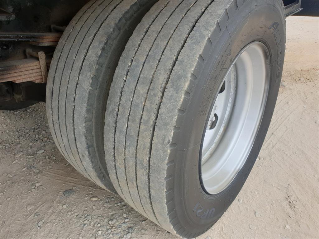 현대 메가트럭 5톤 냉동탑 2006년식 주행 380,000km 중고 화물차 상세 이미지 18