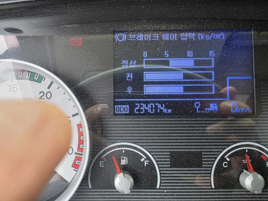 현대 메가트럭 5톤 왕겨및톱밥운송 중고 화물차 그 밖에 2015 주행 237,936km 상세 이미지 15